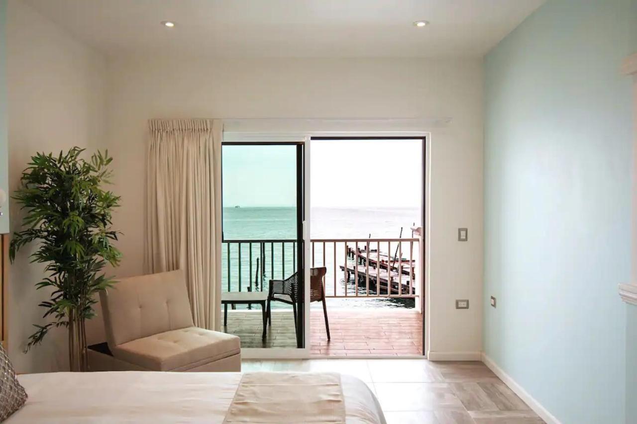 Bartolome Oceanfront Suites Isla Mujeres Exterior photo